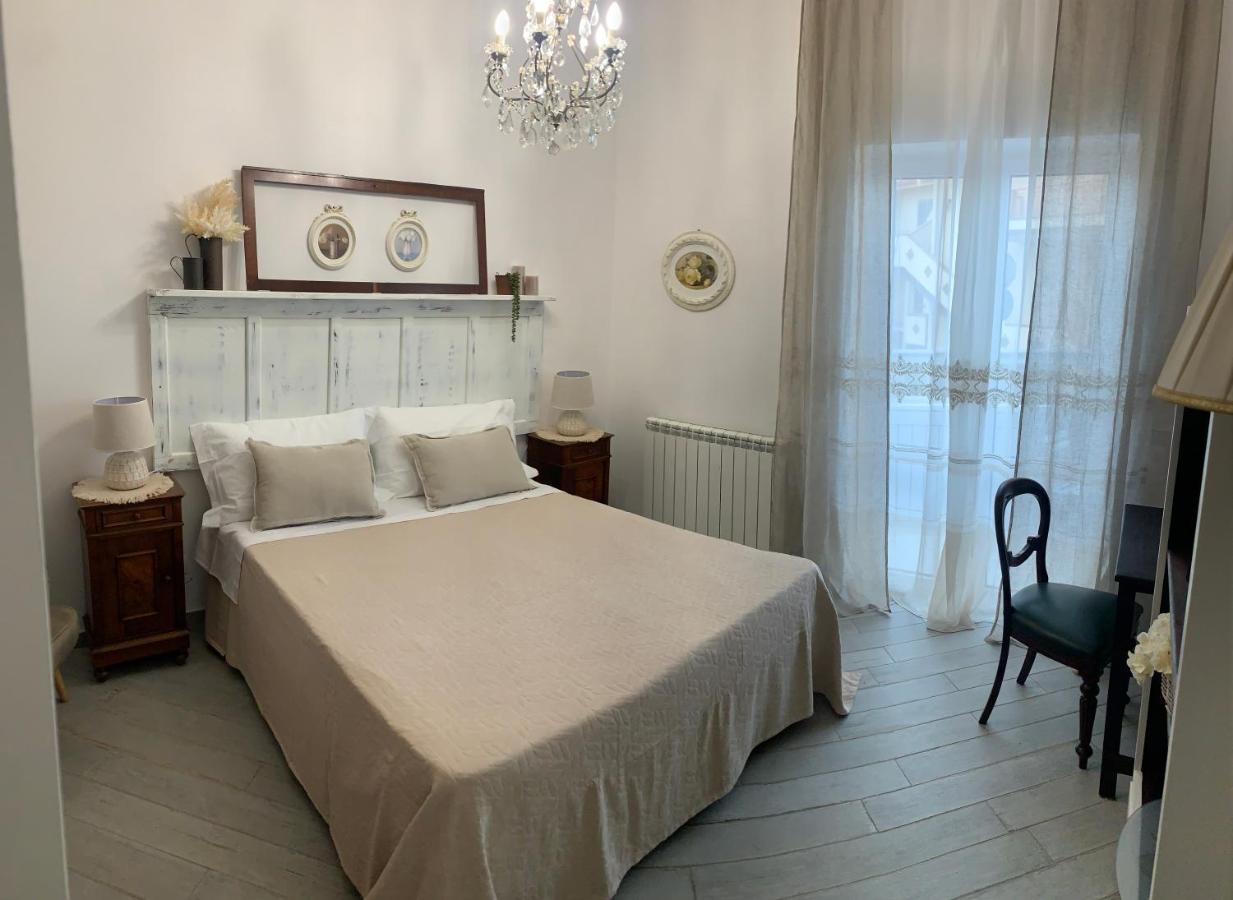 Il Fiore Bianco Bed and Breakfast Capo dʼOrlando Exterior foto