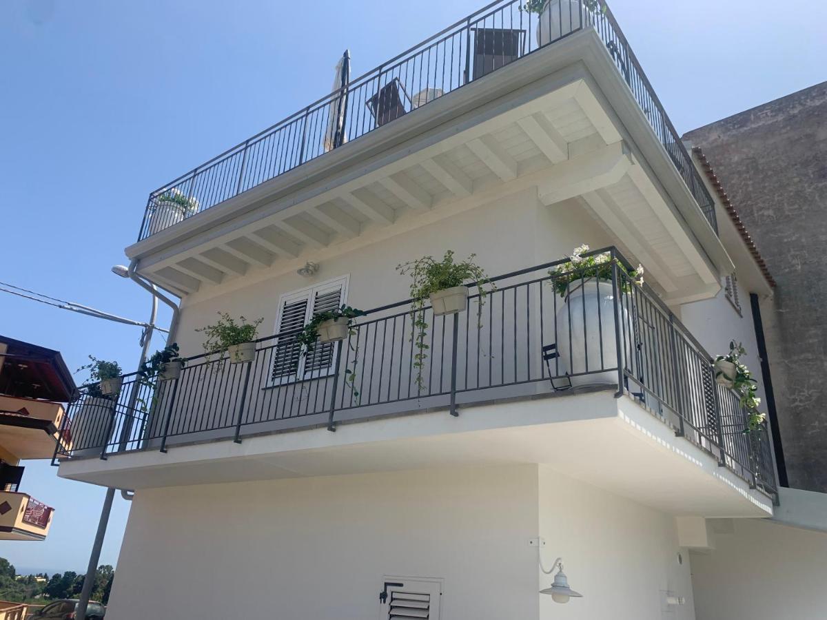 Il Fiore Bianco Bed and Breakfast Capo dʼOrlando Exterior foto